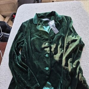 Luxurious Green Velvet Jacket